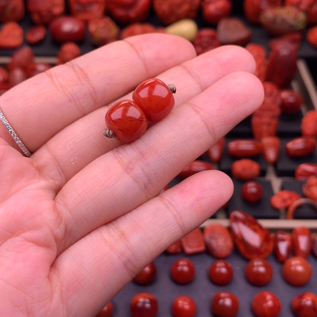 南红玛瑙未镶嵌川料原矿老型对珠11mm