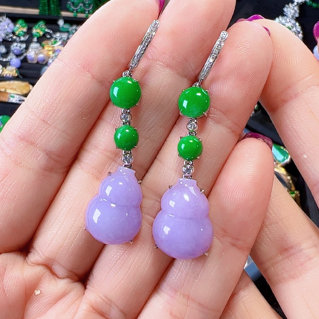 翡翠耳饰18K金镶嵌签收后24小时鉴赏期