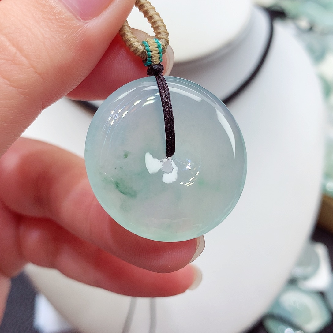 颈饰未镶嵌翡翠翡翠30，27.9/5.5