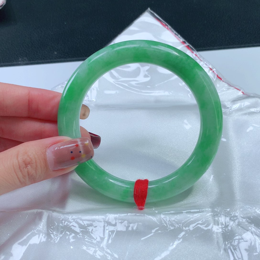 未镶嵌手镯翡翠707