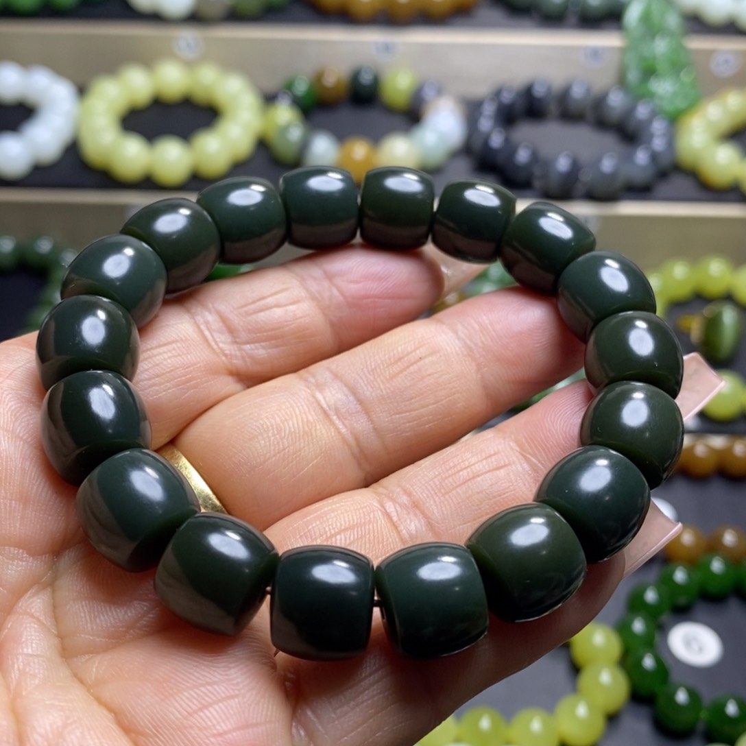 和田玉手串未镶嵌