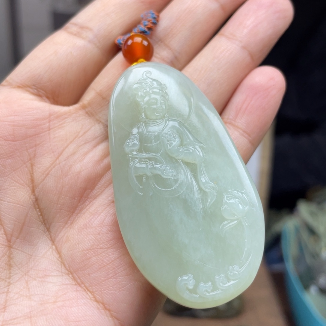 和田玉未镶嵌颈饰