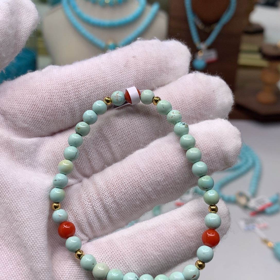 绿松石配饰未镶嵌