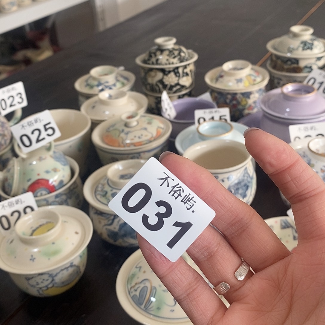 噜***啦景德镇不俗屿茶器存