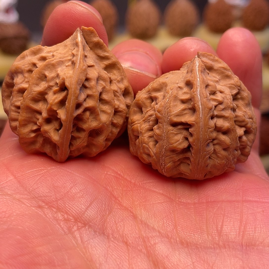 猴头核桃吊坠练手螃蟹爪