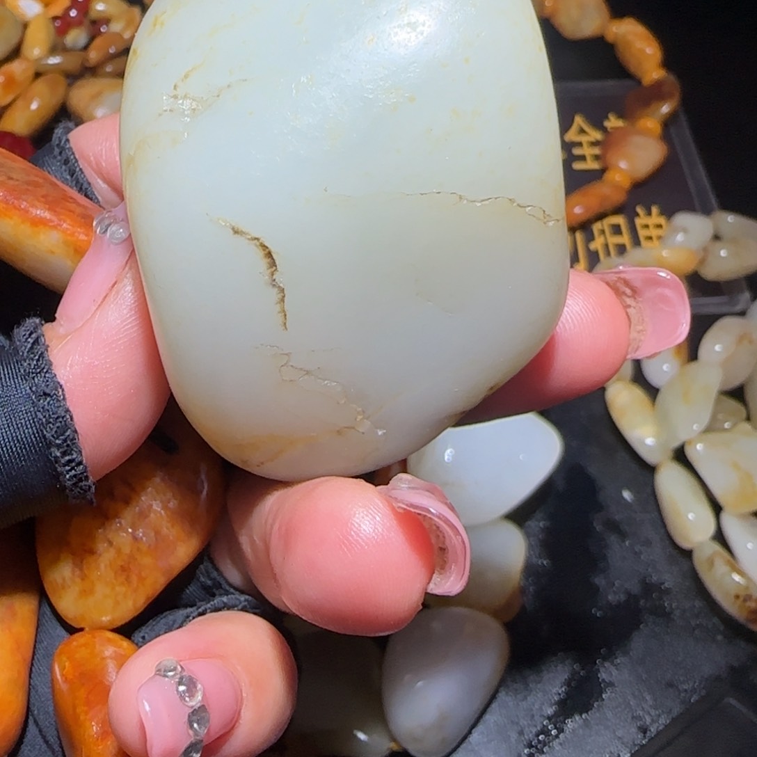 和田玉（糖玉）未镶嵌挂件