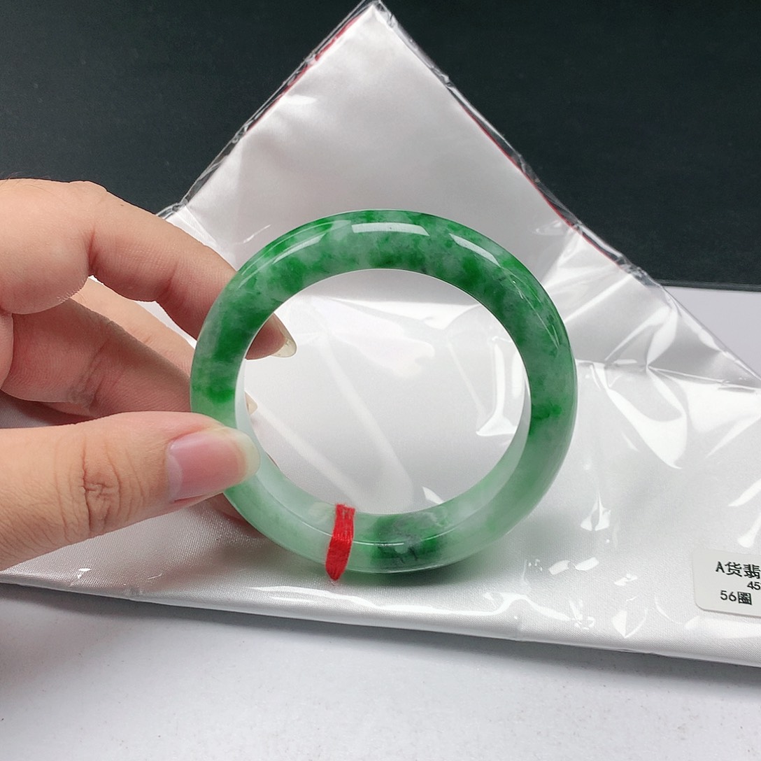 翡翠手镯未镶嵌翡翠508