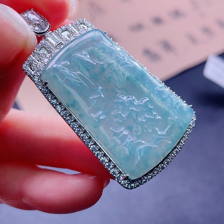 翡翠吊坠(不含链)未镶嵌