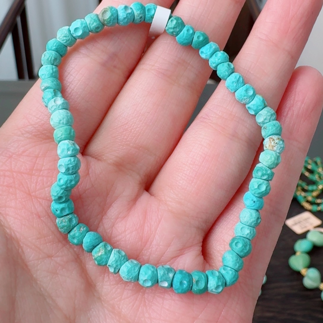 绿松石未镶嵌挂件