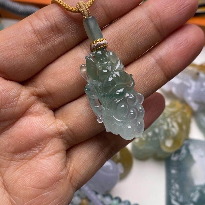 定制翡翠未镶嵌特价