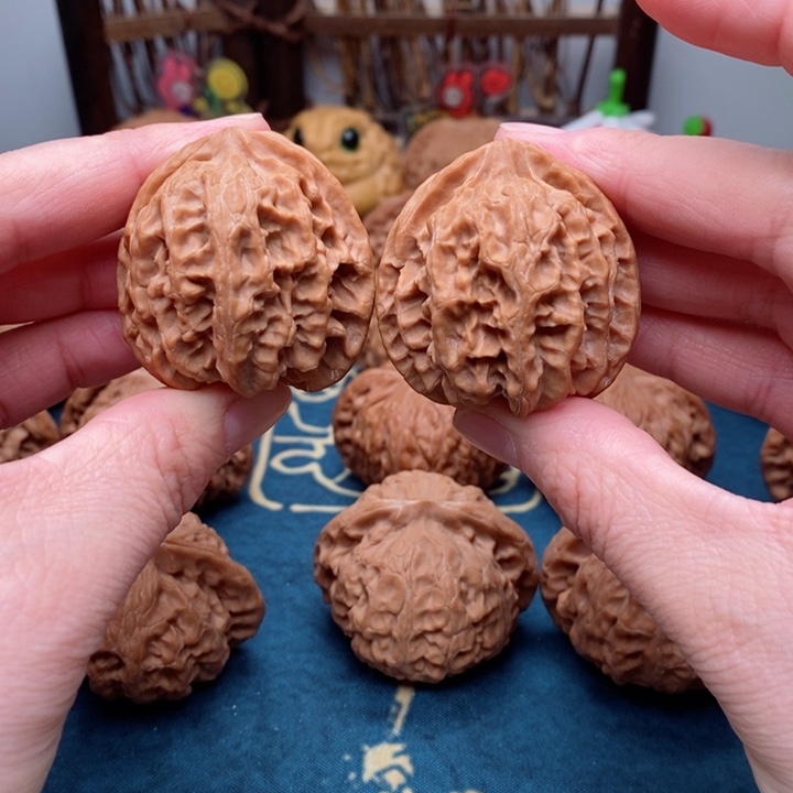 文玩核桃把件苹果园38