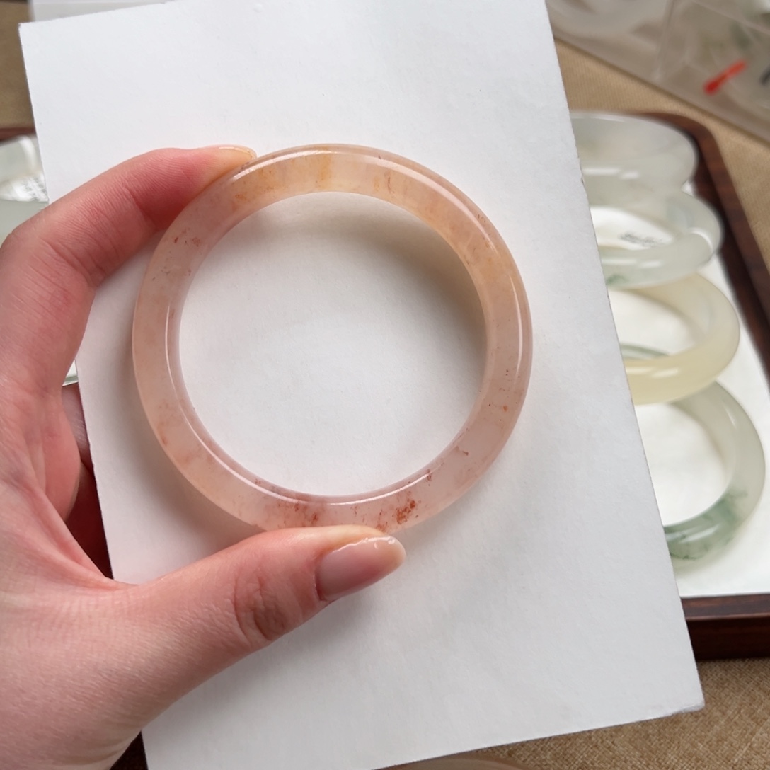 石英质玉未镶嵌手镯10