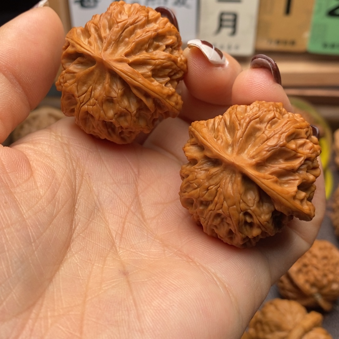 把件文玩核桃苹果园狮子头