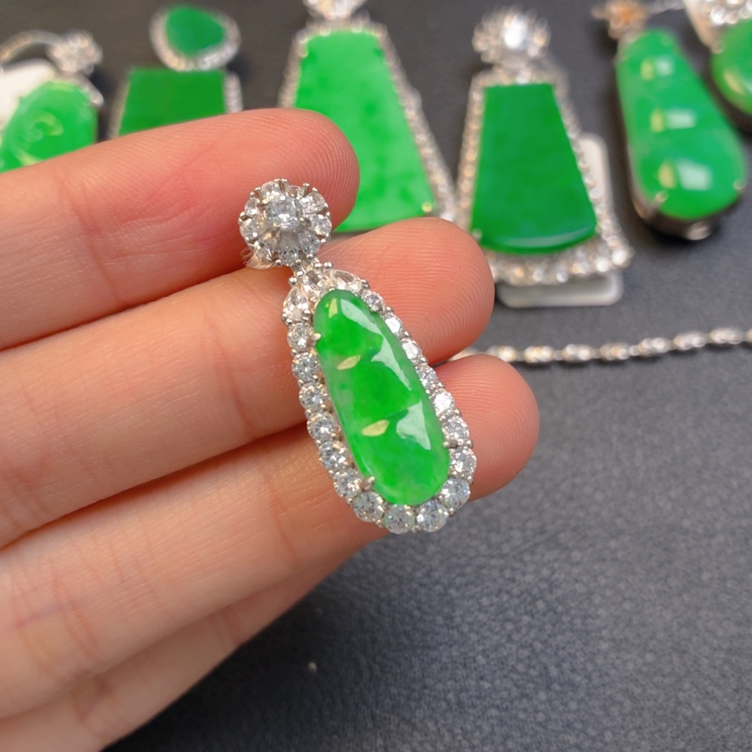 翡翠银S925镶嵌颈饰