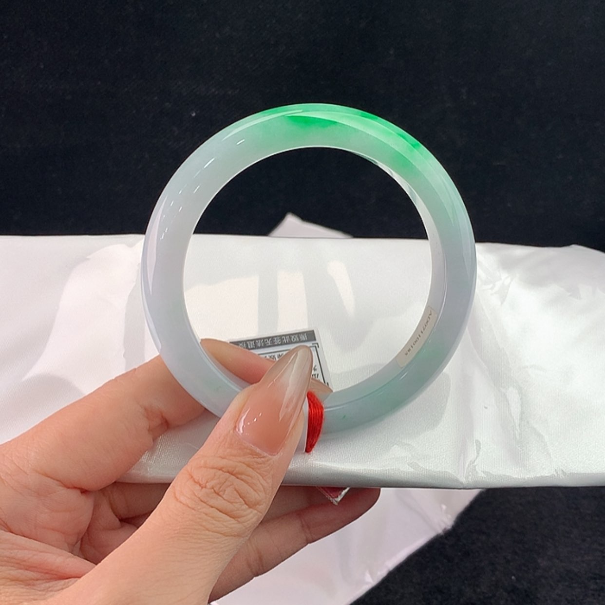 【闪购商品】未镶嵌手镯翡翠正60