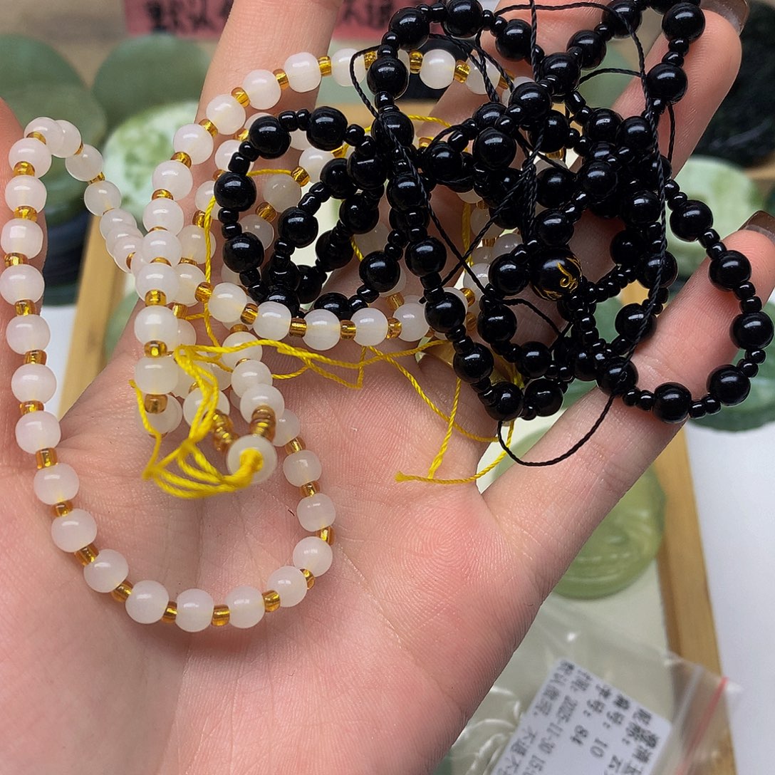 玛瑙/玉髓合金颈饰