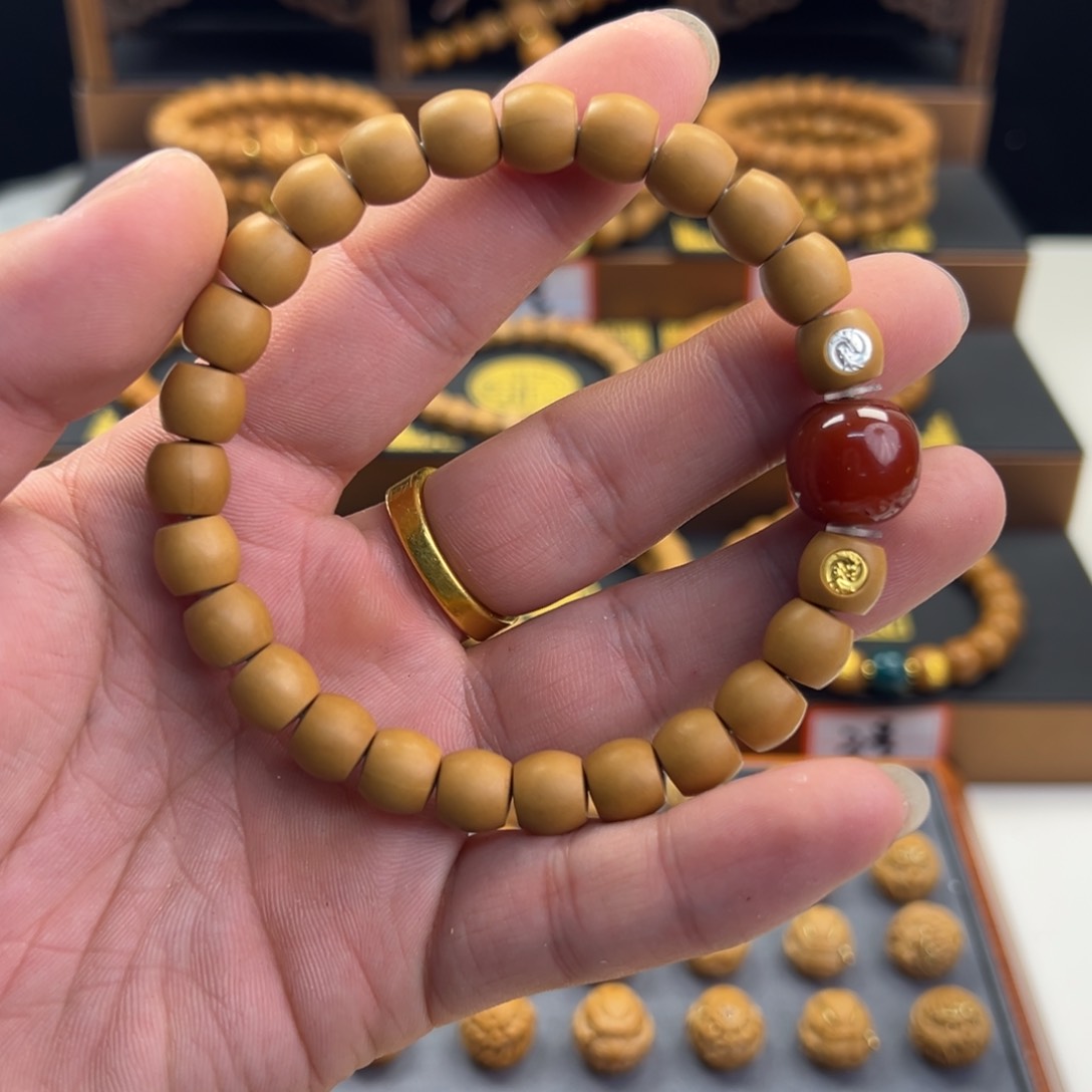 猴头核桃手串全品9.5哑光直切➕金银双标