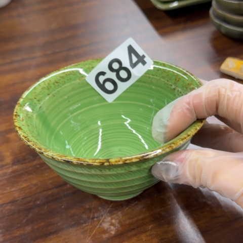 利***鲁泥塑斗笠碗一只全品