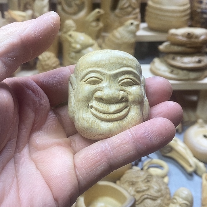 竹根雕笑脸把玩件
