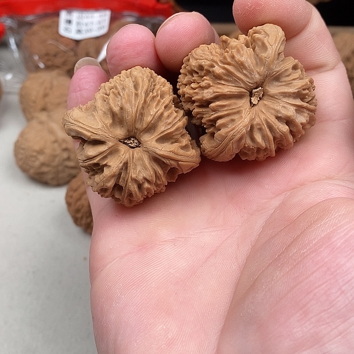 8***草文玩核桃把件505,505