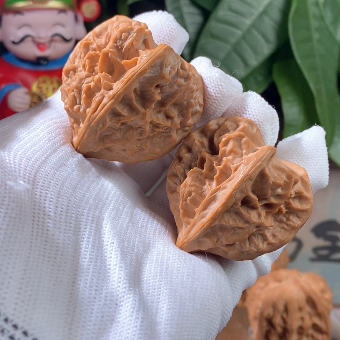 文玩核桃吊坠龙骨40