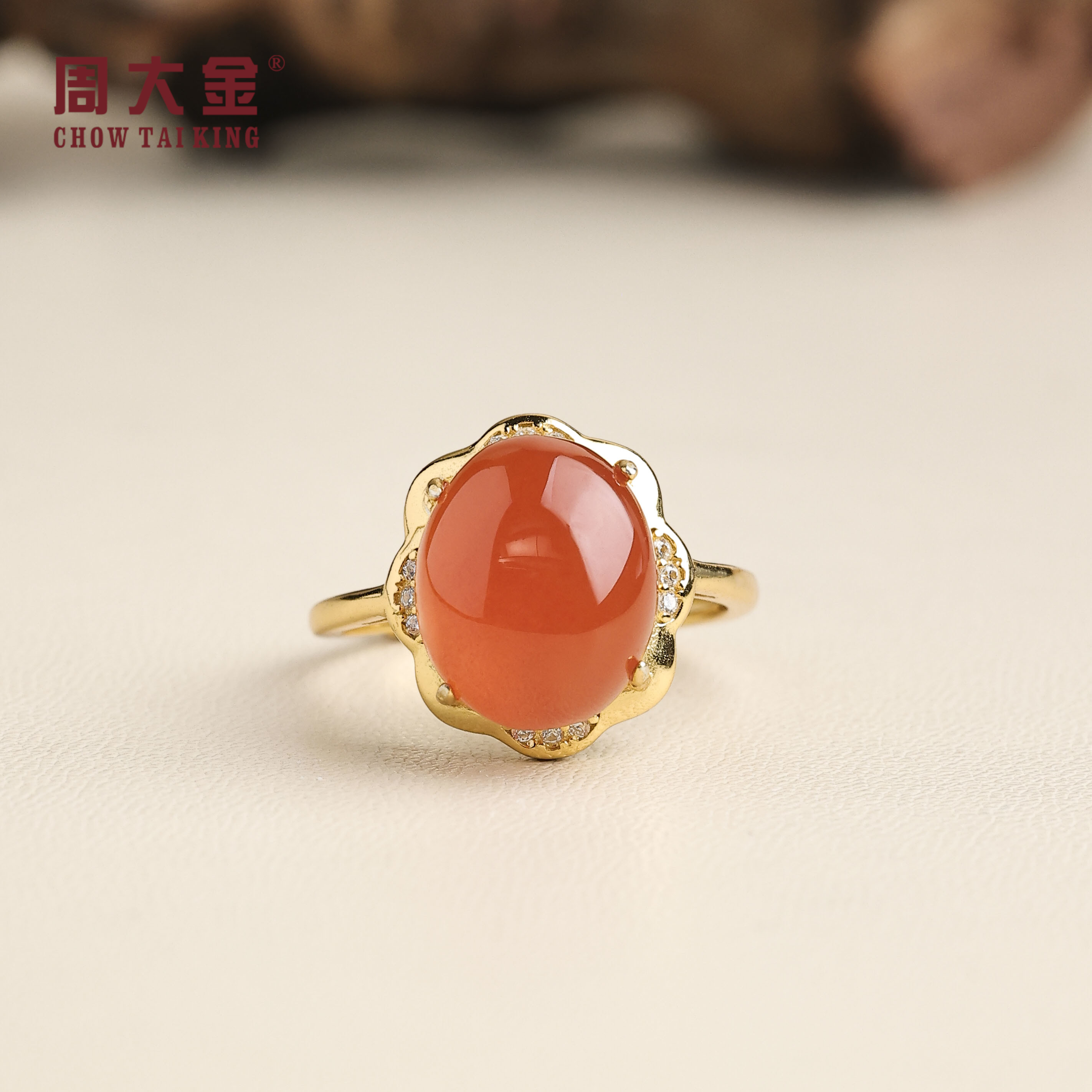 【周大金玉石】s925银南红蛋面戒指-J1947-鹤