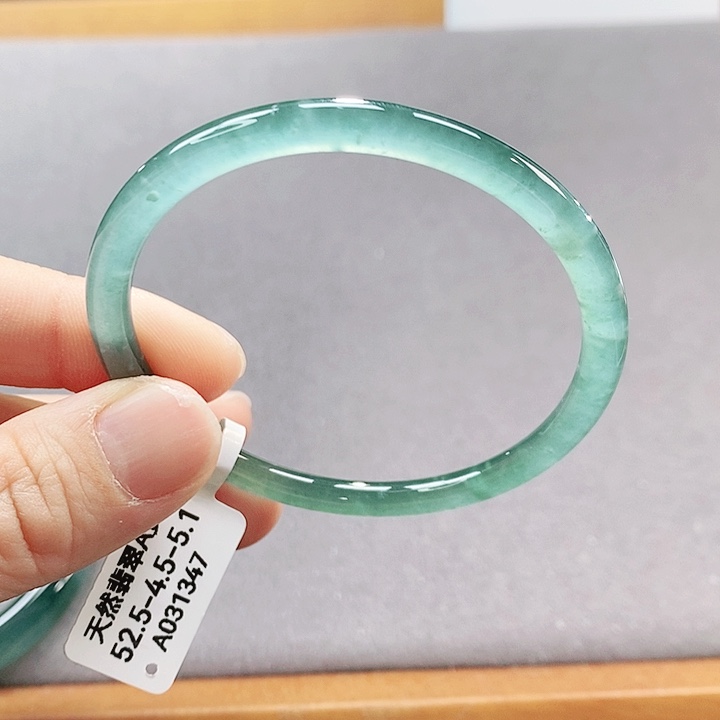 【闪购商品】翡翠手镯（圆镯）未镶嵌