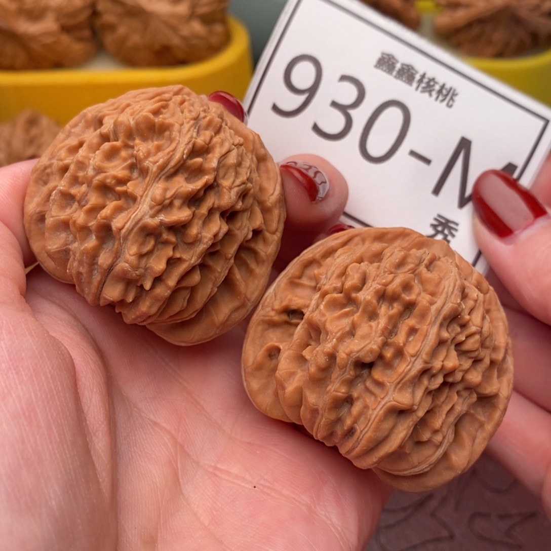 文玩核桃把件汉高楼44