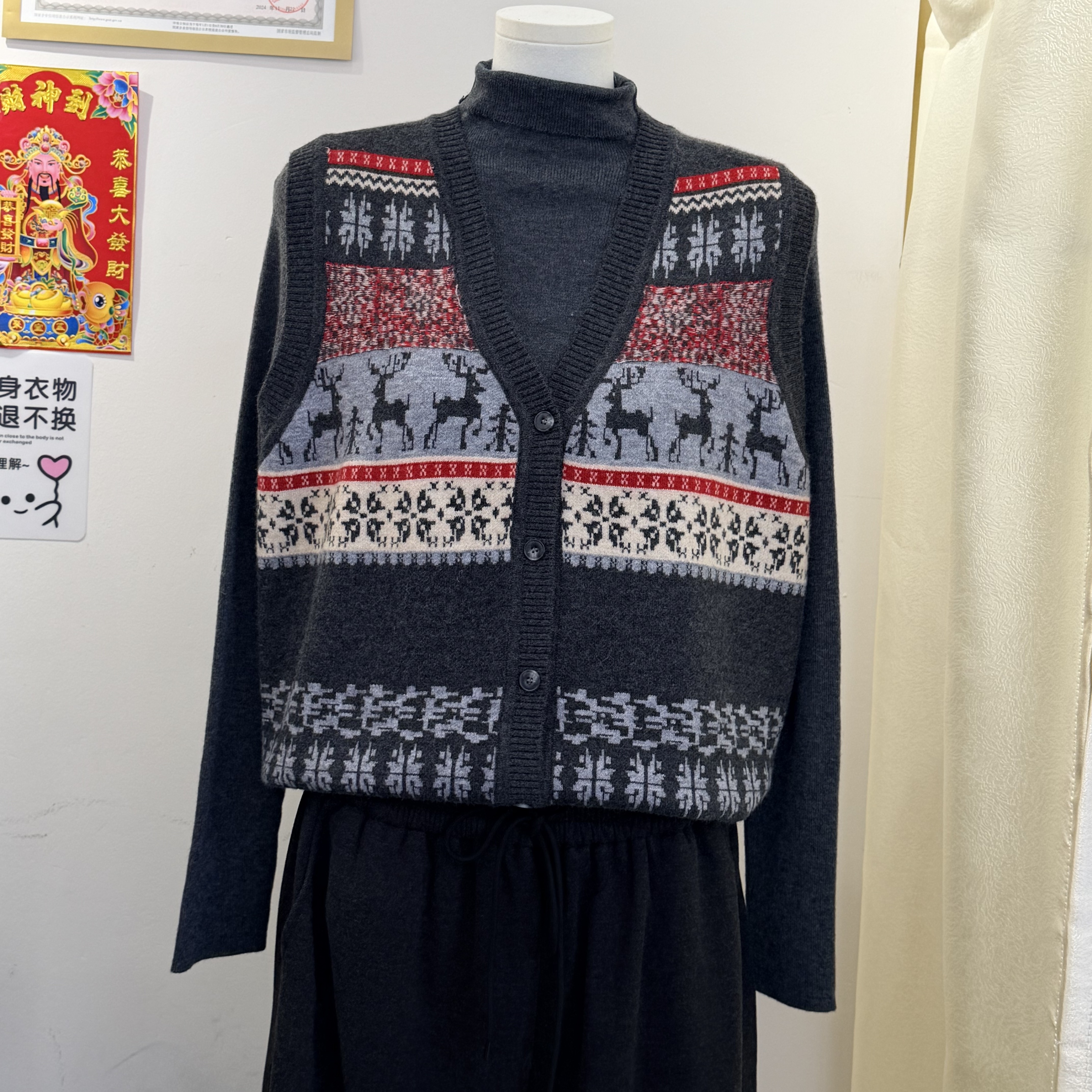 小鹿马甲女冬新款费尔岛V领针织背心极简老钱风休闲马甲