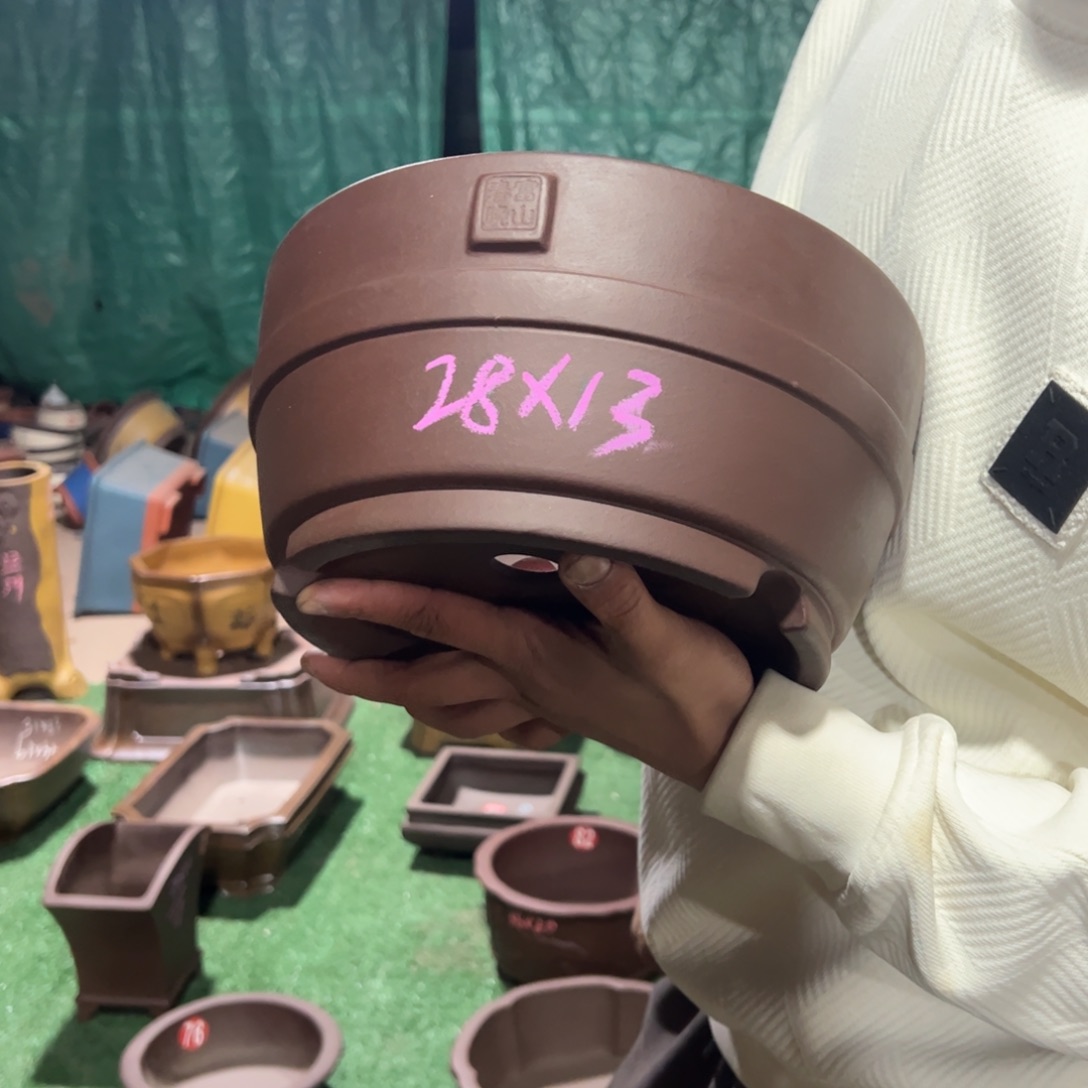 紫砂花盆紫砂花盆