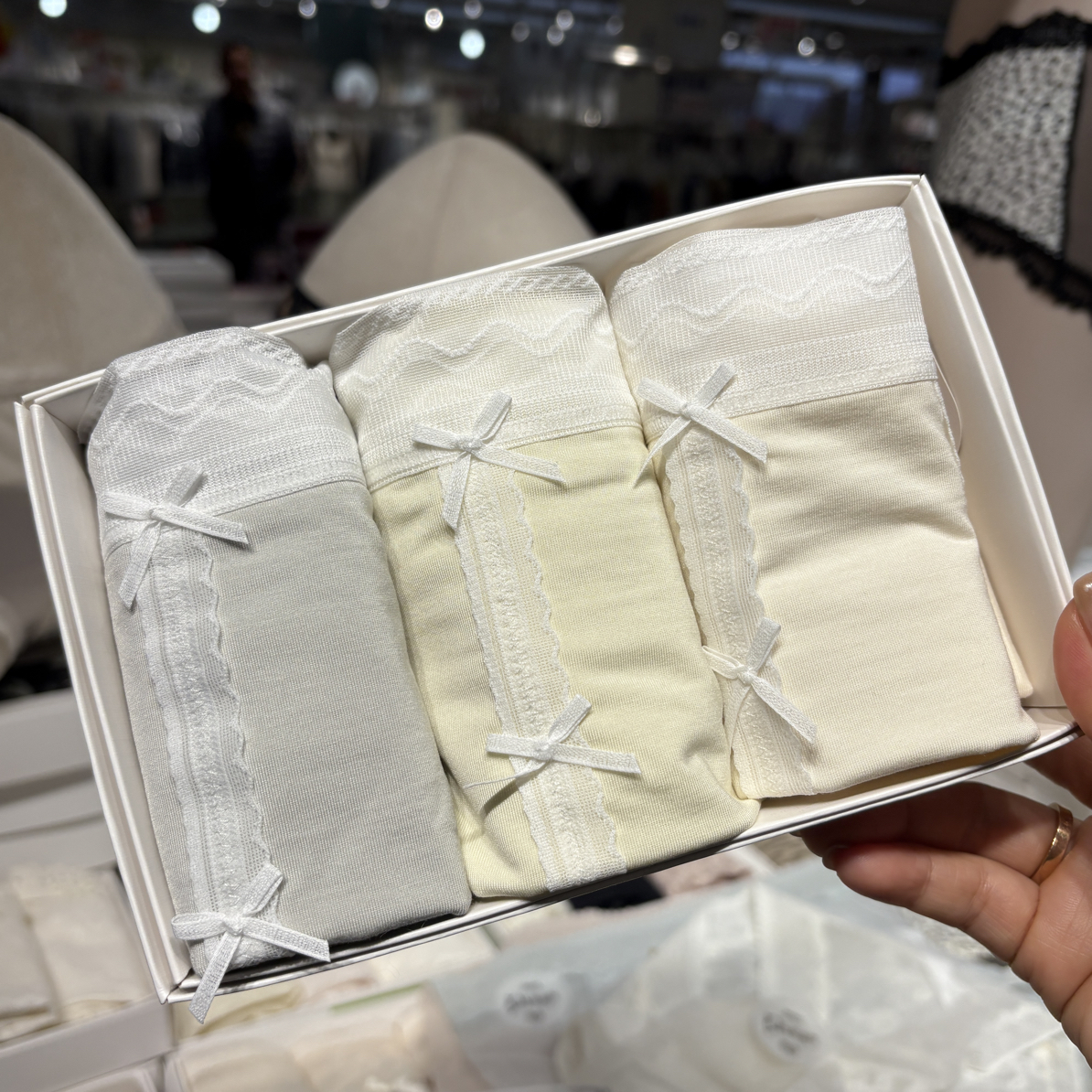 花语女神 大码中高腰微收腹莫代尔亲肤透气女士三角内裤140斤以内