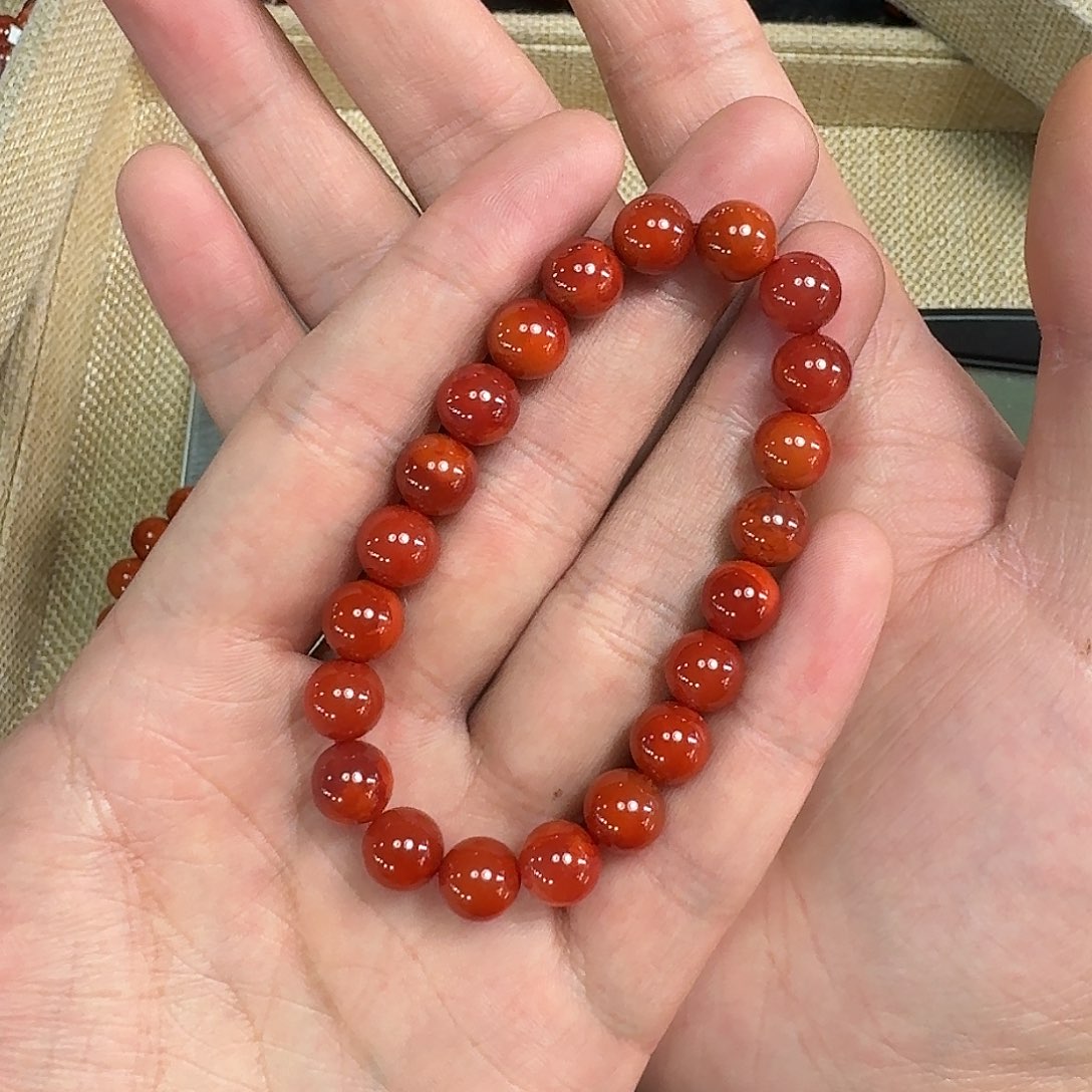 南红玛瑙手链未镶嵌如***。原矿南红手串8mm➕瓦西车厘子
