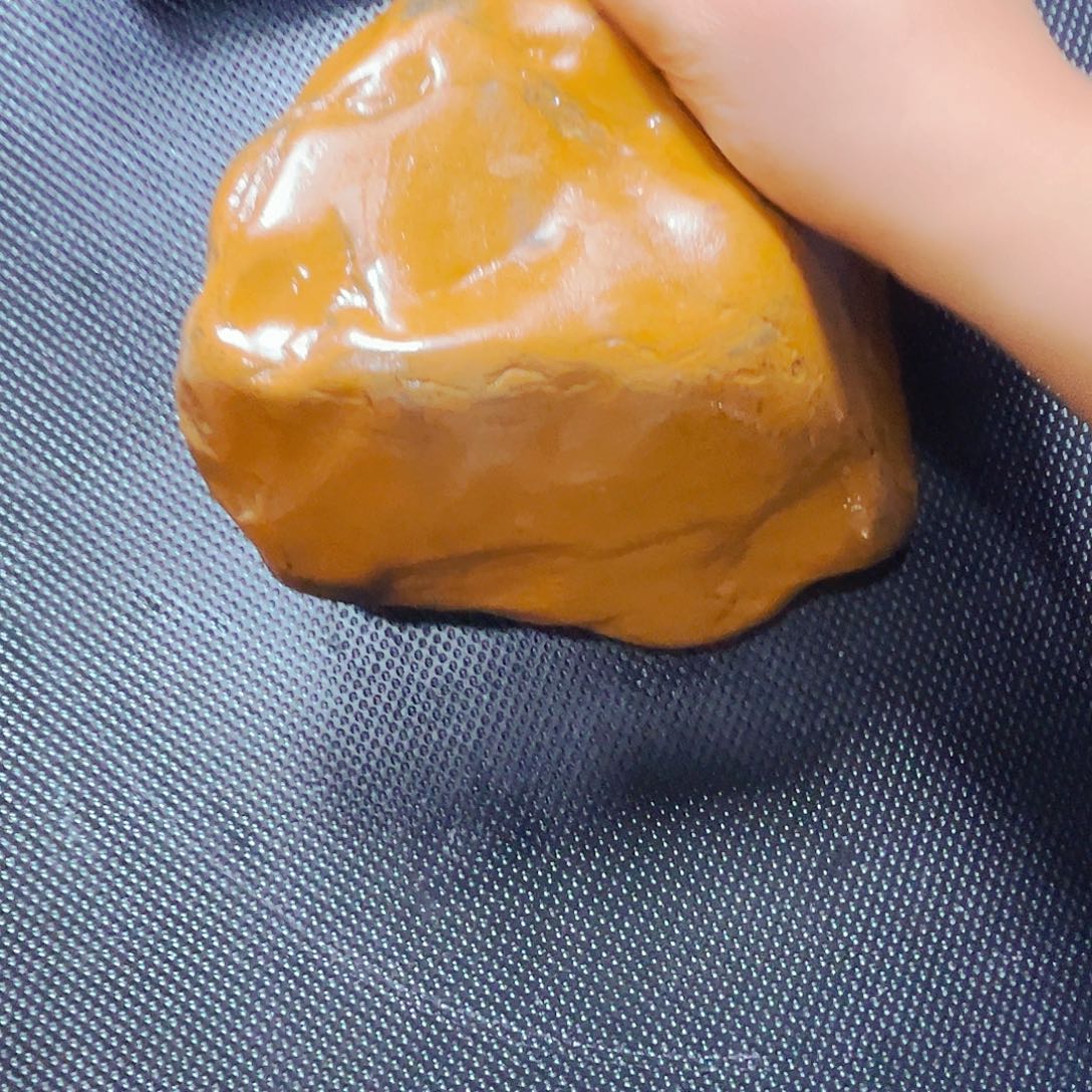 喀***杨新疆戈壁金丝玉玉