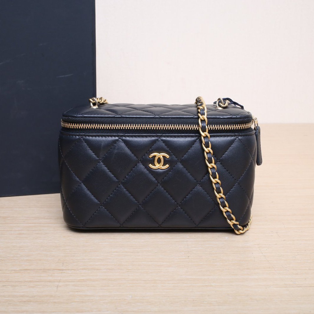 未使用 Chanel/香奈儿 小花6珊 长盒子化妆包 金球调节扣肩带