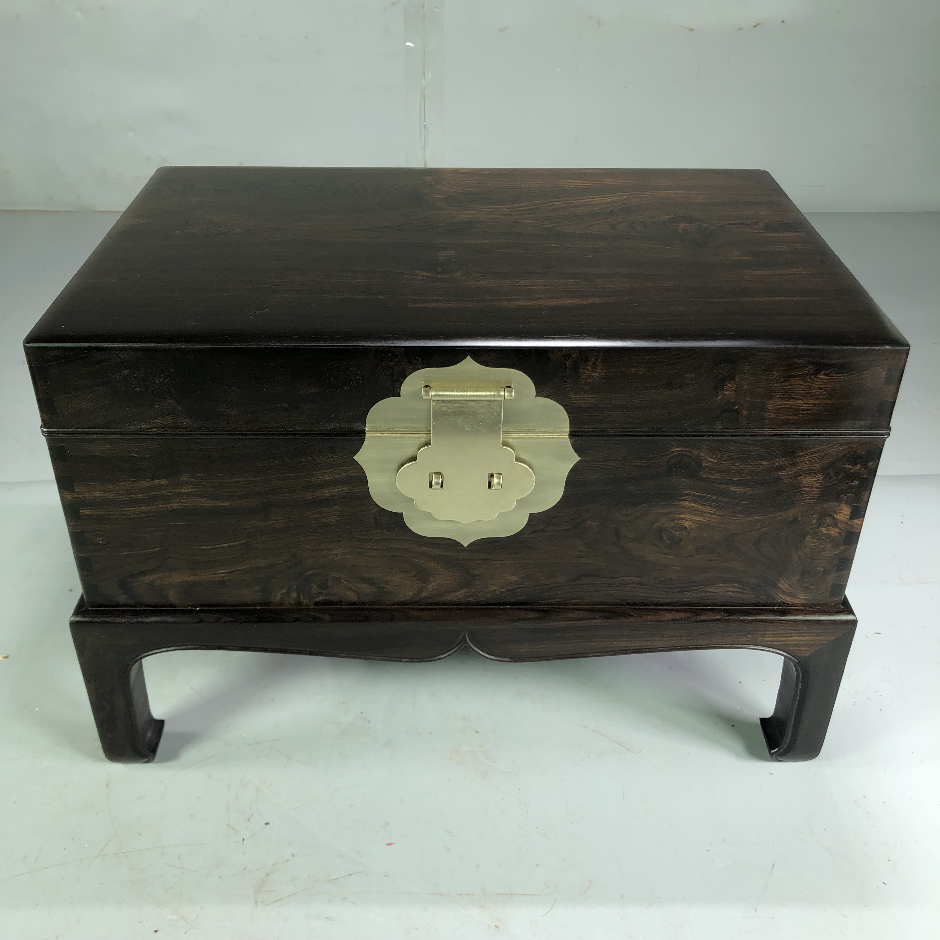 紫光檀马蹄足书箱，收纳箱36×24×23.5全独板，隼榫结构