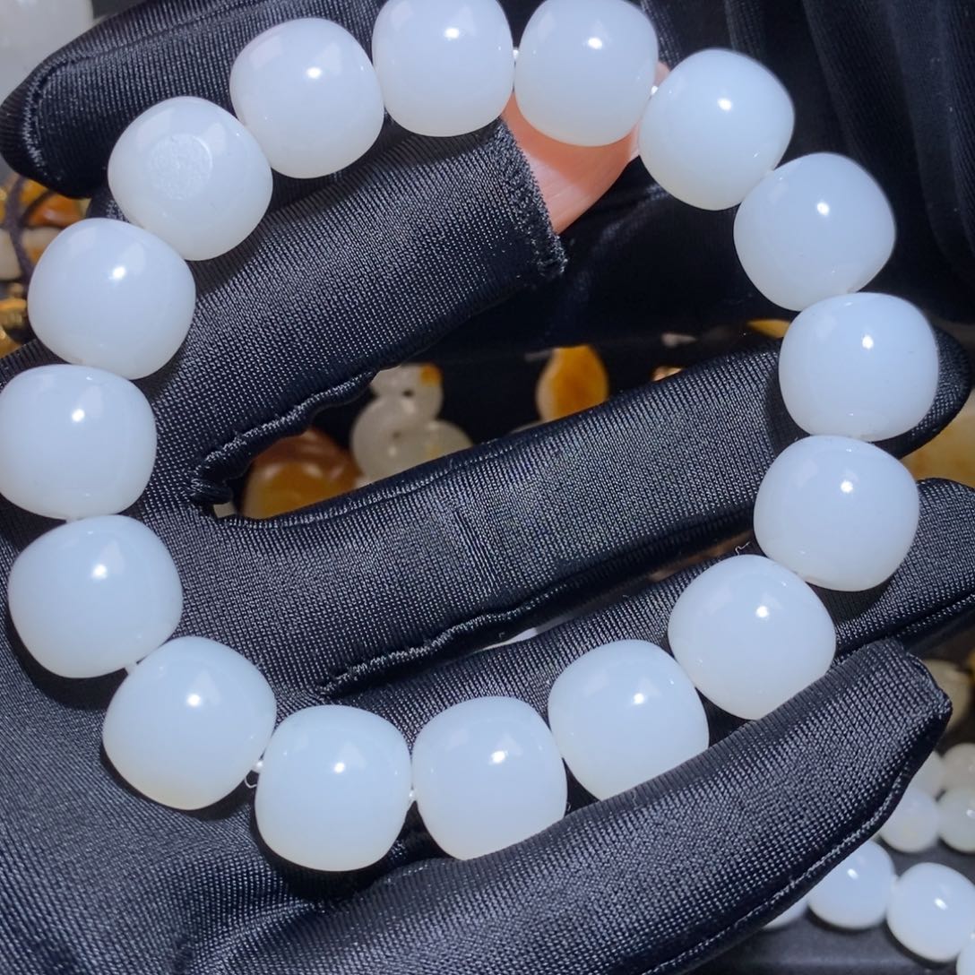 和田玉未镶嵌套链伟*