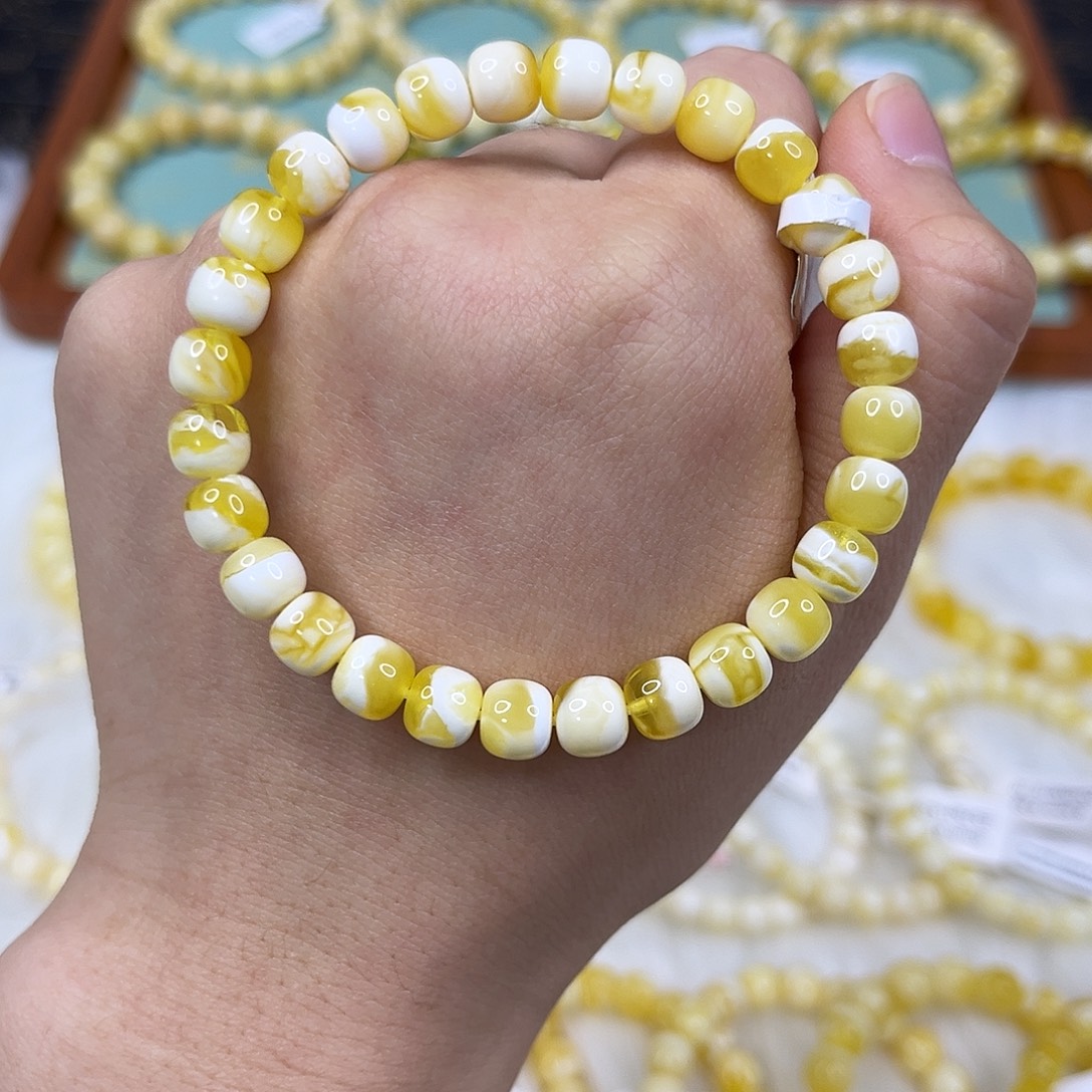 去***丘蜜蜡未镶嵌手链7.5mm金漆白手串