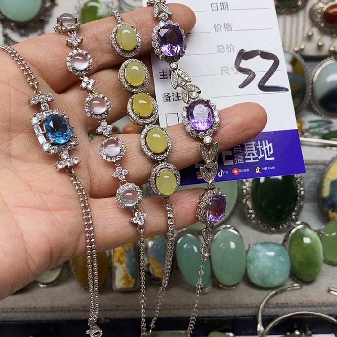 元***儿蛇纹石玉银S925镶嵌吊坠