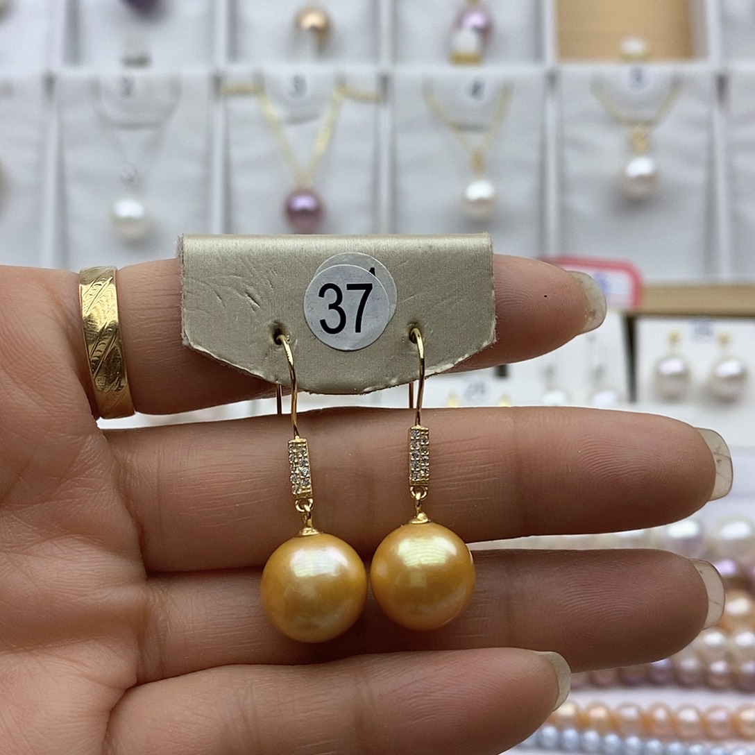 淡水珍珠吊坠(赠链)银S925镶嵌