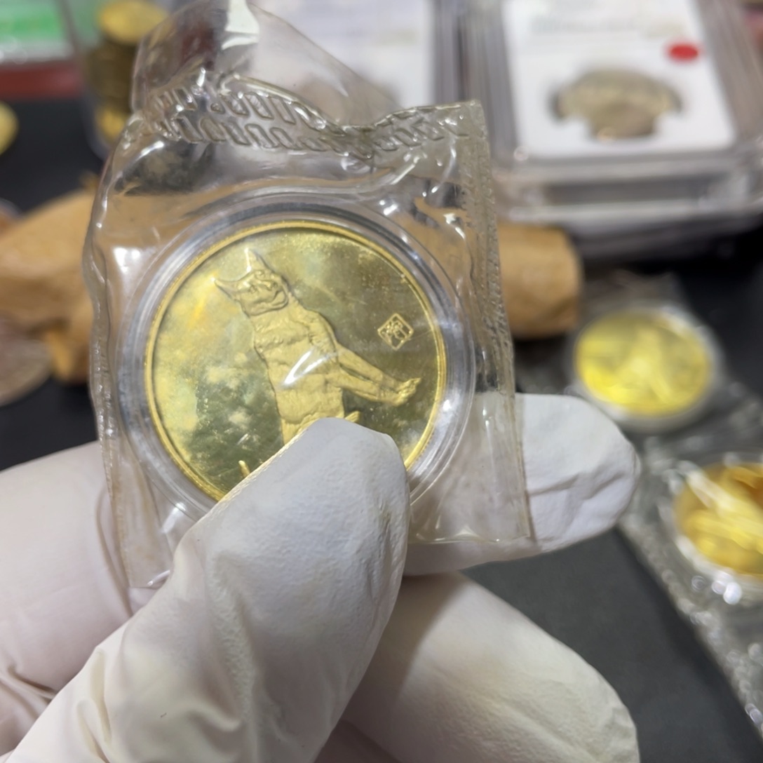 其他普通金属狗章1994年