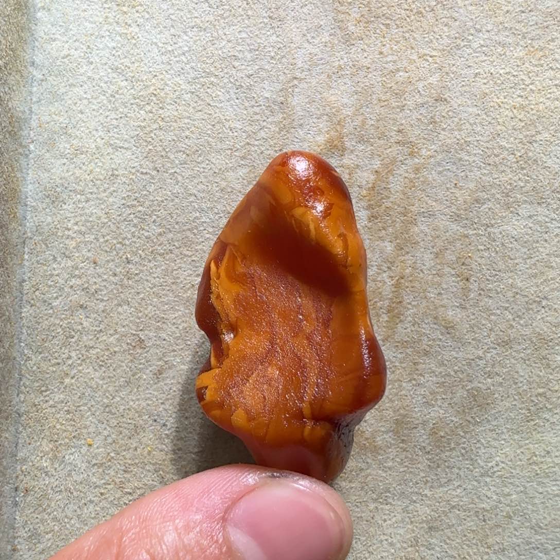 裸石琥珀未镶嵌浅*专属定制
