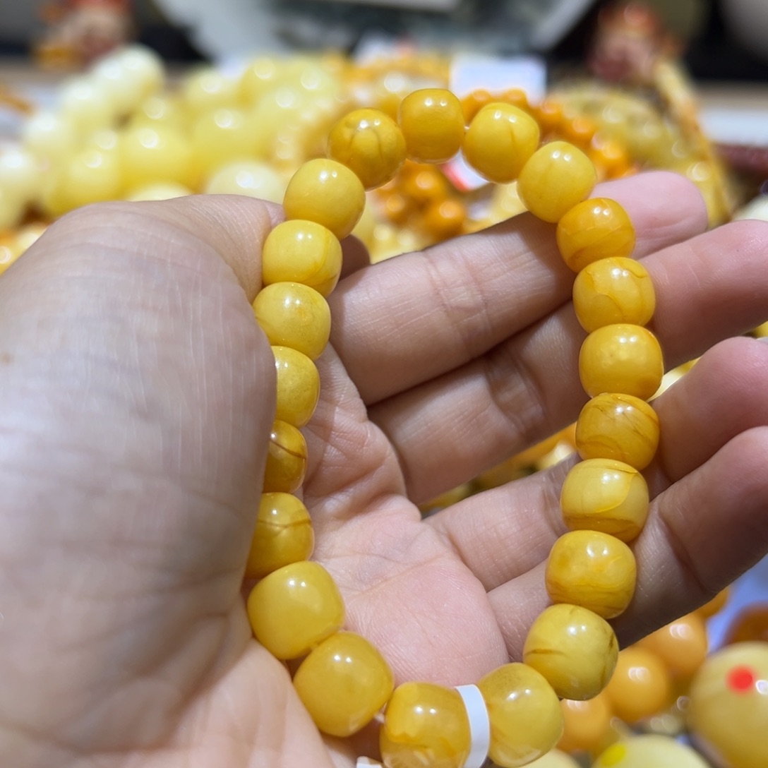 琥珀珠宝奇石未镶嵌