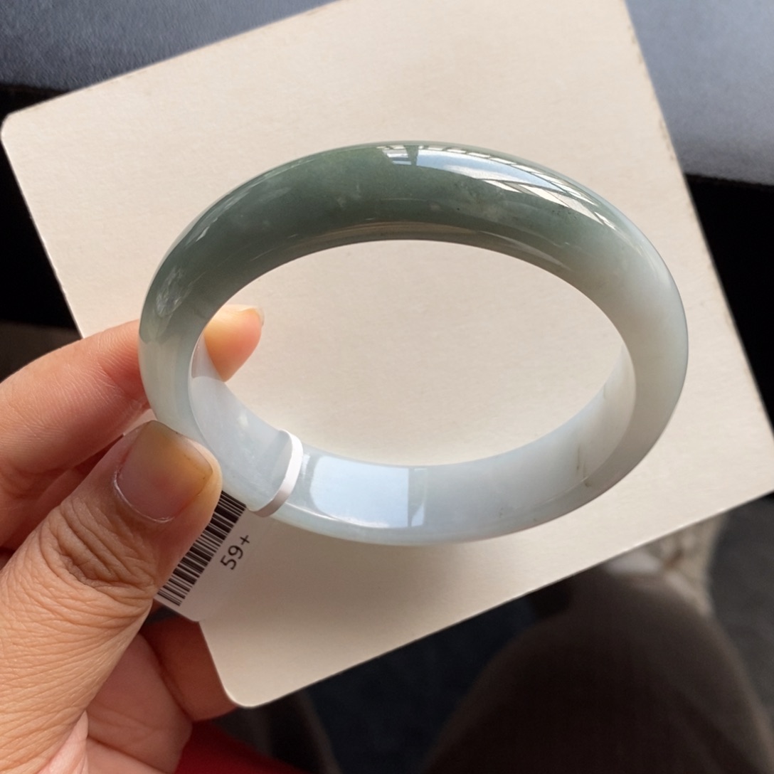 翡翠手镯未镶嵌19号59.2-13.4-7.8