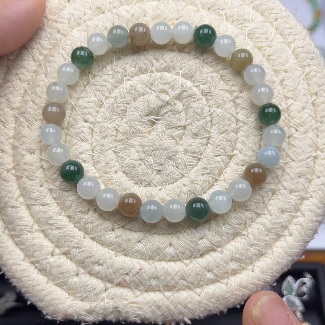 翡翠未镶嵌手链6.6