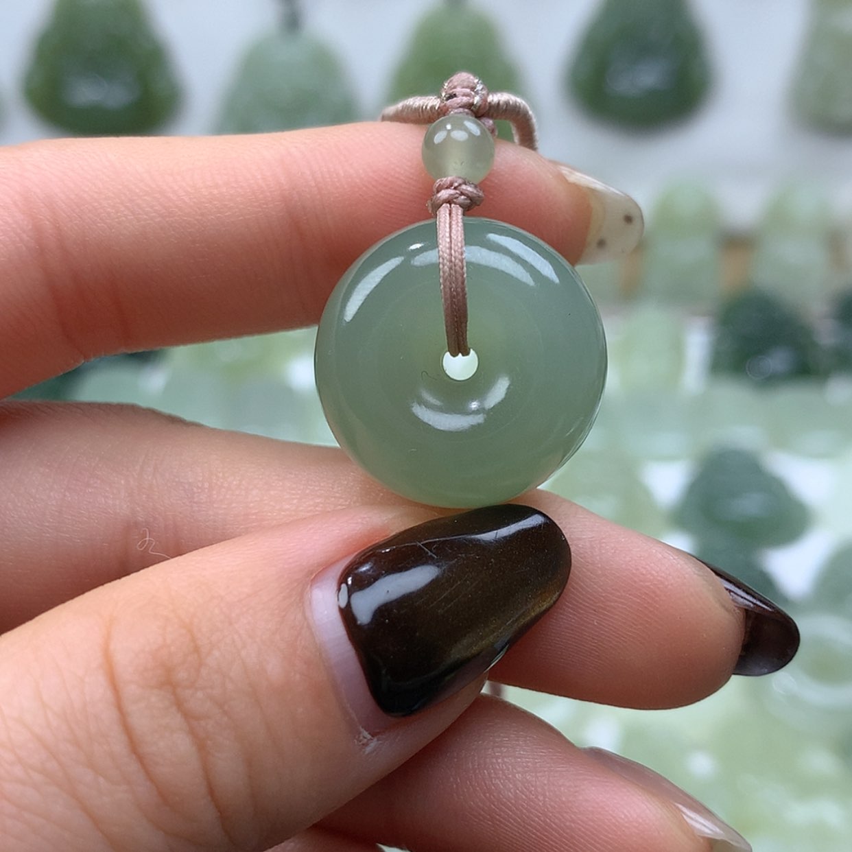 【闪购商品】颈饰未镶嵌和田玉