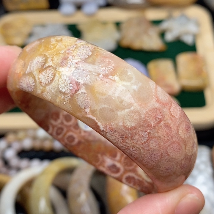 硅化珊瑚（珊瑚玉）手镯未镶嵌51