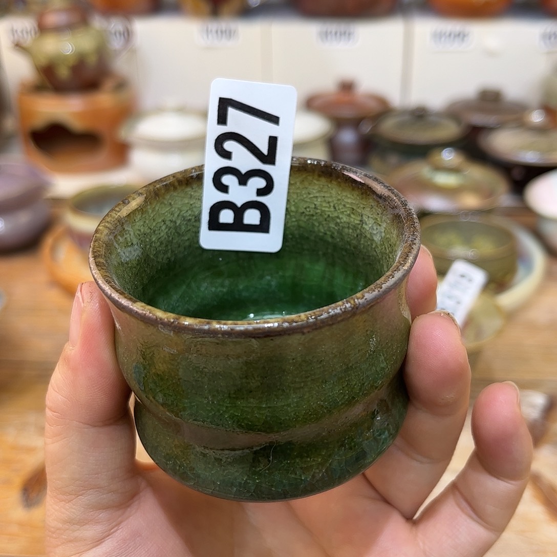 白泥茶杯陶瓷艺术