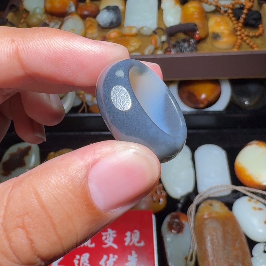 和田玉颈饰未镶嵌东*狼