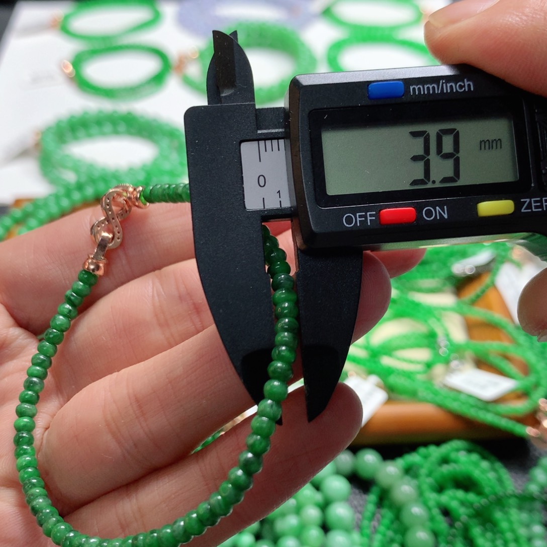 翡翠未镶嵌手链翡翠