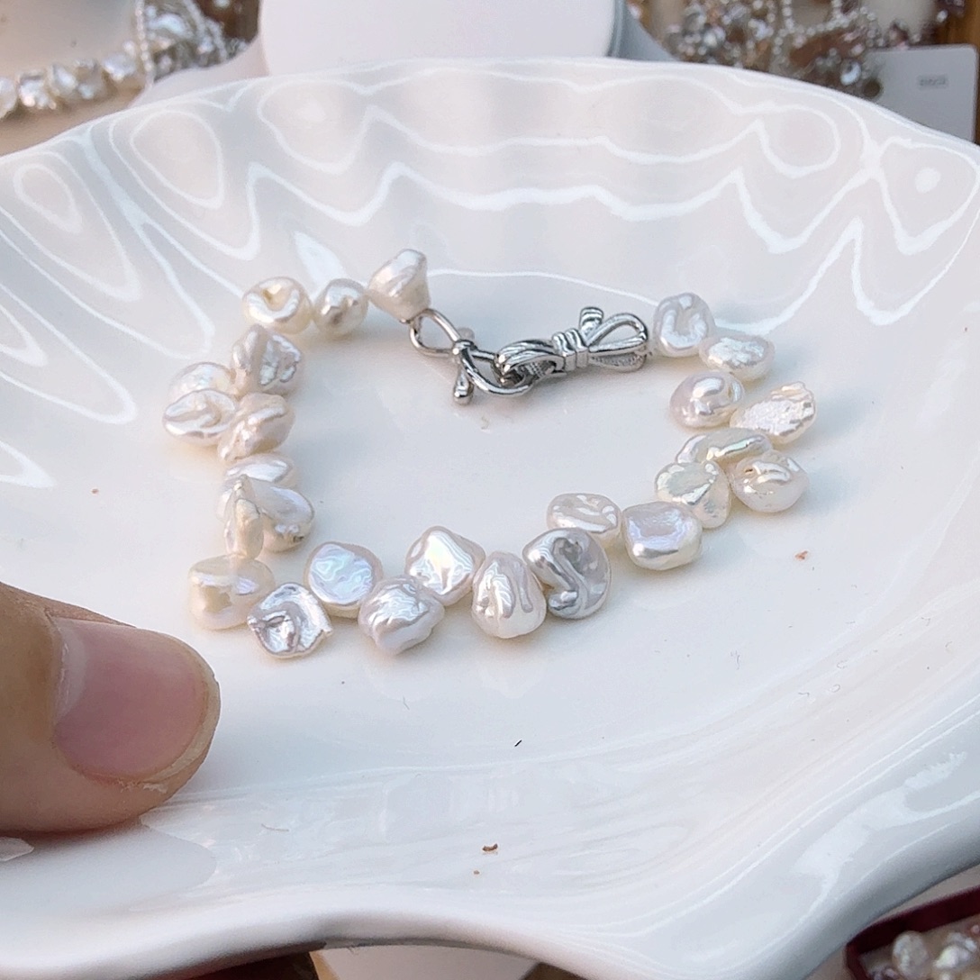 颈饰淡水珍珠未镶嵌